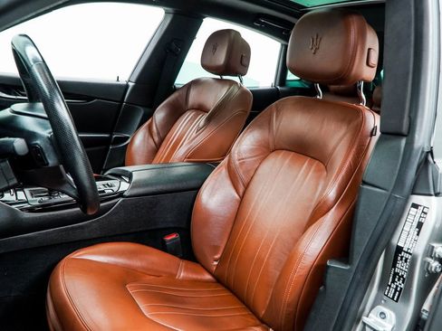 Used 2022 Maserati Levante GT image 36