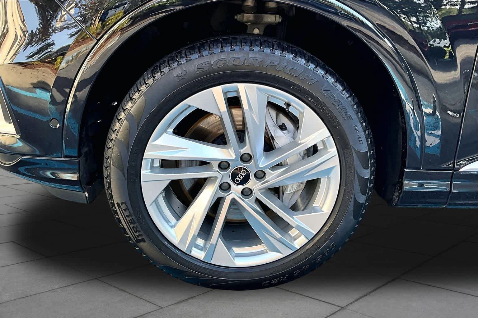 Used 2021 Audi Q7 3.0T Premium Plus AWD/4WD image 11