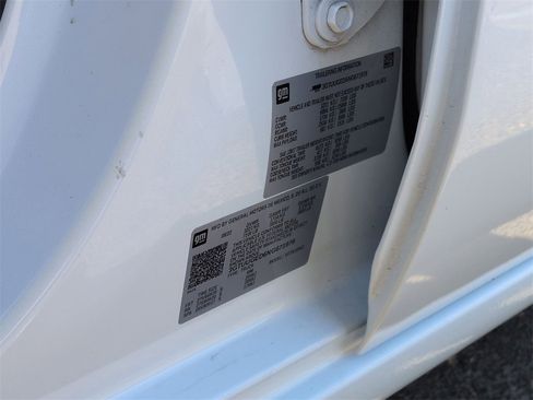 Certified 2022 GMC Sierra 1500 Denali image 36