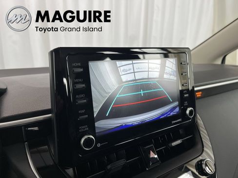 Used 2022 Toyota Corolla LE image 12