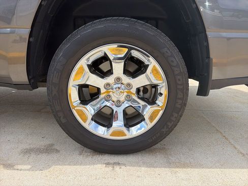 Used 2022 RAM 1500 Big Horn AWD/4WD image 8