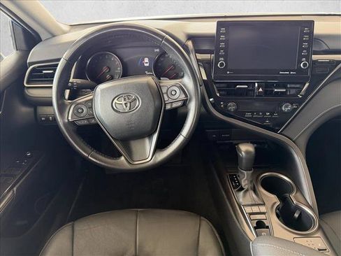 Used 2024 Toyota Camry XSE FWD image 11