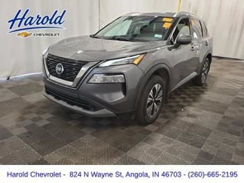 Used 2021 Nissan Rogue SV FWD image 1