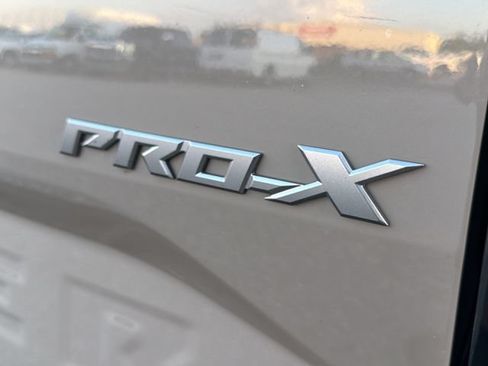 Used 2022 Nissan Frontier Pro-X RWD image 32