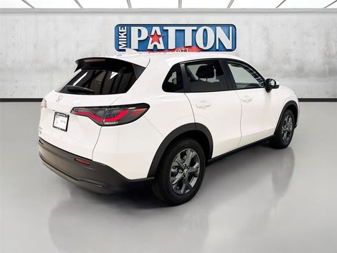 New 2026 Honda HR-V LX image 7