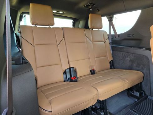 New 2026 Cadillac Escalade ESV Luxury image 31