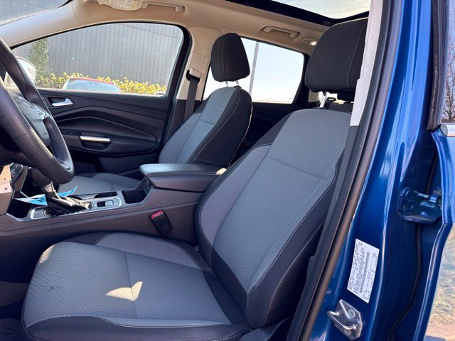 Used 2017 Ford Escape SE AWD/4WD image 14