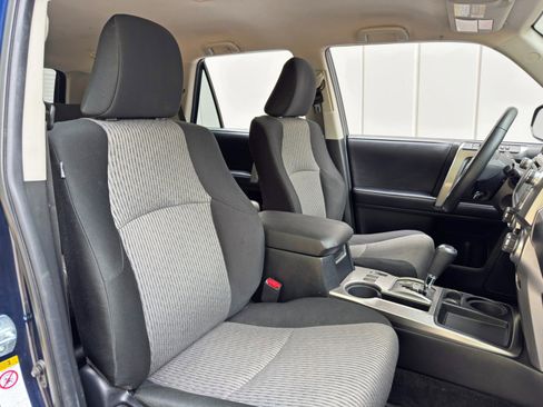 Used 2019 Toyota 4Runner SR5 RWD image 32