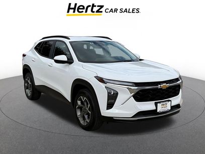 Used 2025 Chevrolet Trax LT