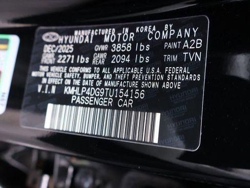 New 2026 Hyundai Elantra Limited image 41