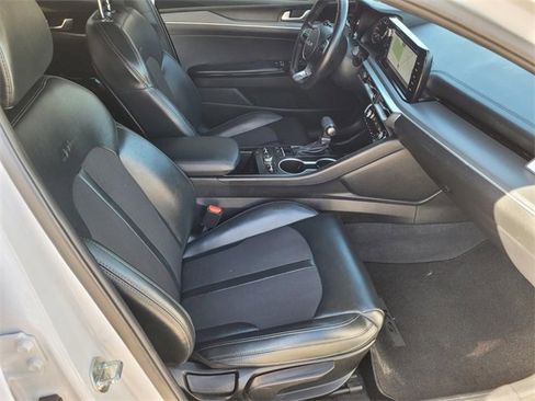 Used 2024 Kia K5 GT-Line w/ GT-Line Premium Package image 10