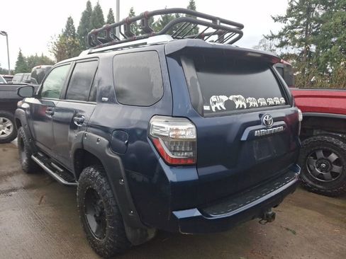 Used 2017 Toyota 4Runner SR5 image 7