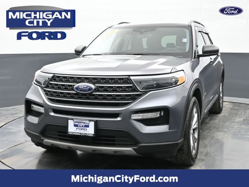 Used 2021 Ford Explorer XLT w/ Equipment Group 202A image 1