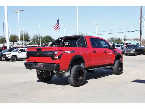 Used 2020 Nissan Titan PRO-4X AWD/4WD image 6