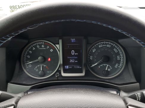 Used 2021 Toyota Tacoma TRD Sport image 24