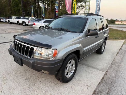 Used 2002 Jeep Grand Cherokee Laredo image 2