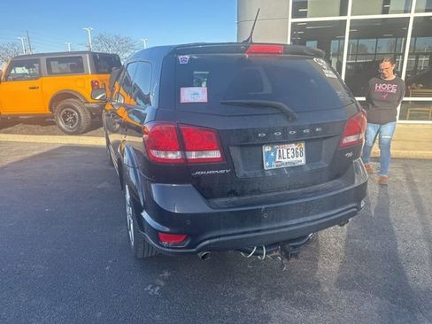 Used 2015 Dodge Journey R/T w/ Flexible Seating Group image 24