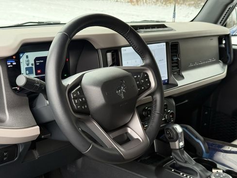 Used 2024 Ford Bronco Wildtrak image 20