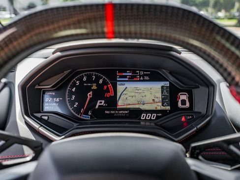 Used 2016 Lamborghini Huracan LP 610-4 AWD/4WD image 25