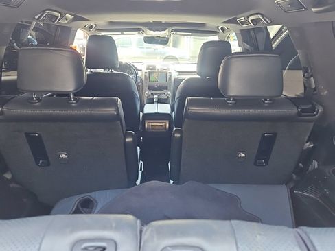 Used 2021 Lexus GX 460 Luxury w/ Sport Design Package AWD/4WD image 9