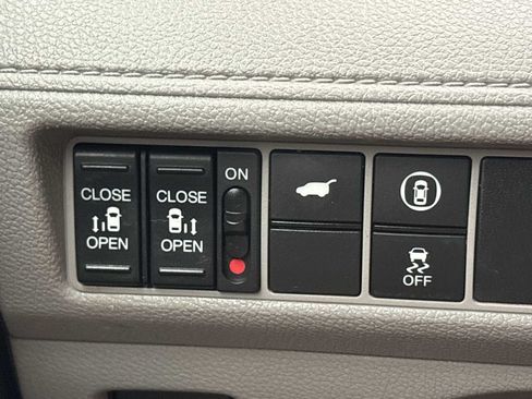 Used 2023 Honda Odyssey EX-L image 34