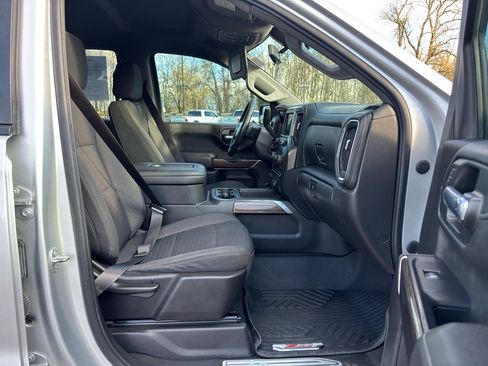 Used 2021 Chevrolet Silverado 1500 RST image 13