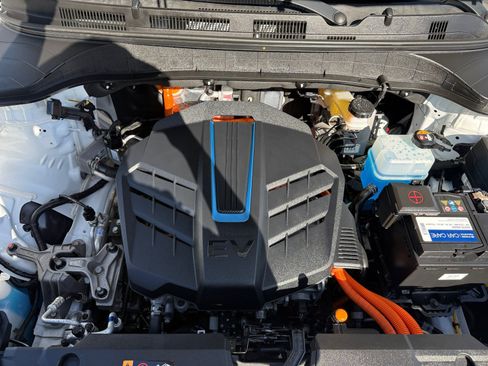 Certified 2023 Hyundai Kona Limited FWD image 20