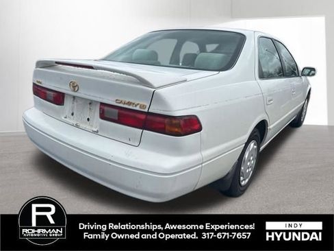 Used 1997 Toyota Camry LE image 5
