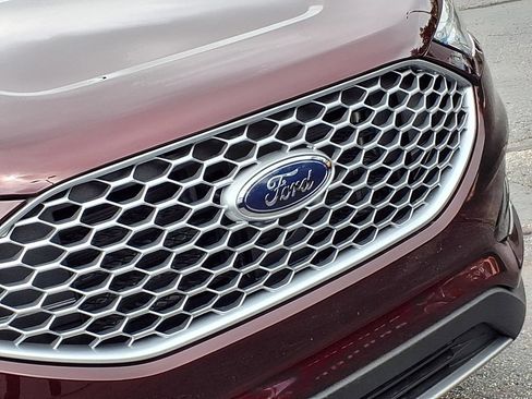 Certified 2023 Ford Edge SEL w/ Convenience Package AWD/4WD image 30
