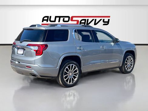 Used 2023 GMC Acadia Denali w/ Denali Ultimate Package FWD image 7