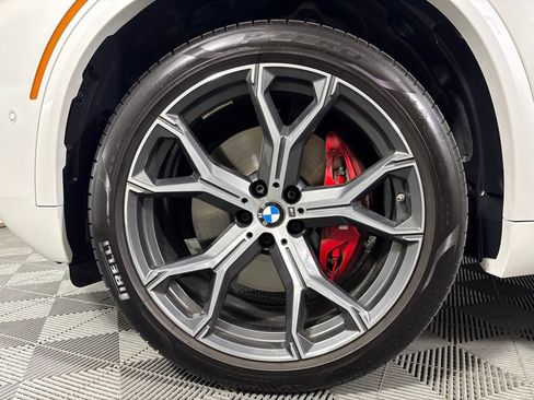 Certified 2026 BMW X5 sDrive40i w/ M Sport Package RWD image 8