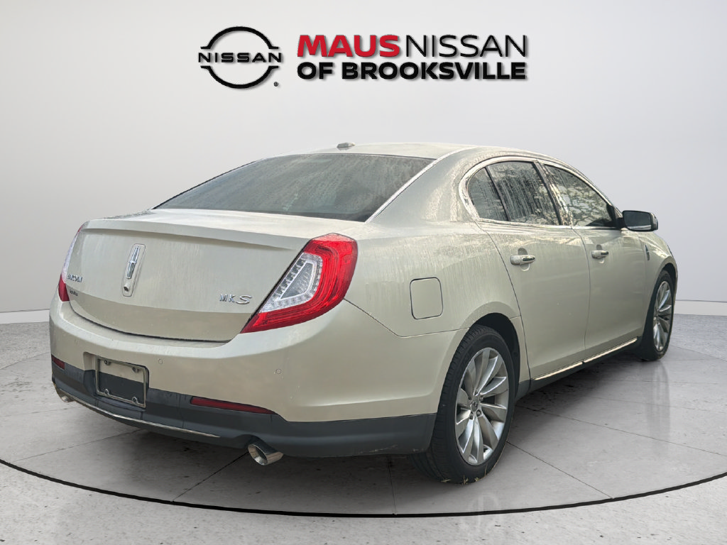 Used 2014 Lincoln MKS w/ Equipment Group 101A FWD image 10