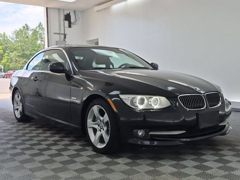 Used 2013 BMW 335i Convertible RWD image 3