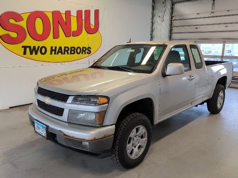 Used 2010 Chevrolet Colorado W/T AWD/4WD image 1
