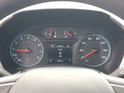 Used 2021 Chevrolet Equinox LS w/ LS Convenience Package image 25