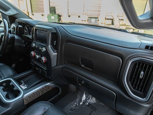 Used 2022 GMC Sierra 3500 Denali image 29