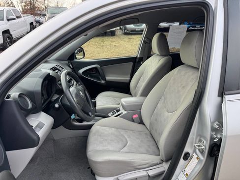 Used 2009 Toyota RAV4 4WD image 11
