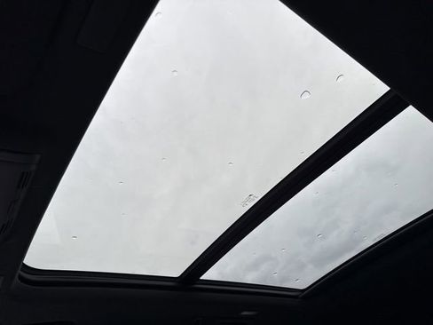 New 2026 Chevrolet Suburban Premier image 33