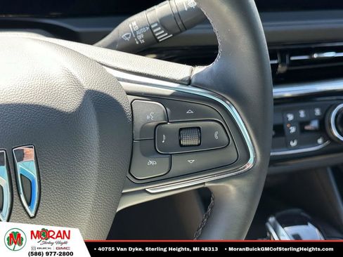 Used 2024 Buick Envista Sport Touring w/ Convenience I Package FWD image 23