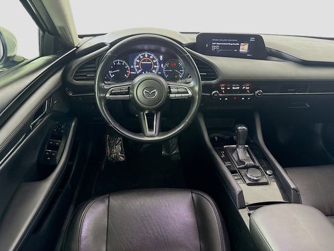 Used 2020 MAZDA MAZDA3 Sedan w/ Premium Package image 17