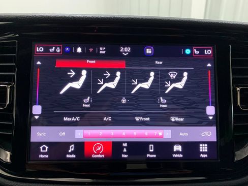 Used 2024 Dodge Durango R/T w/ Blacktop Package AWD/4WD image 31