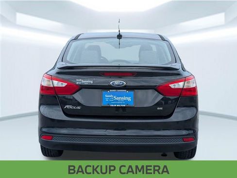 Used 2012 Ford Focus SE FWD image 4