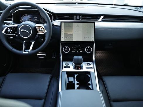 New 2024 Jaguar XF R-Dynamic SE image 42