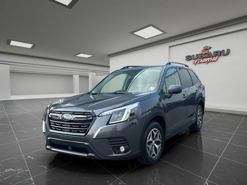 Certified 2024 Subaru Forester Premium AWD/4WD image 5