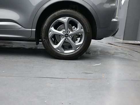Used 2024 Ford Escape ST-Line FWD image 17