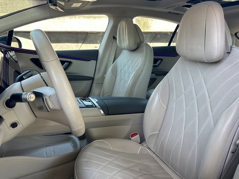 Used 2023 Mercedes-Benz EQS 580 4MATIC Sedan image 21