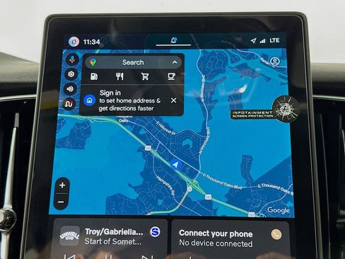 New 2026 Volvo XC60 B5 Plus AWD/4WD image 13