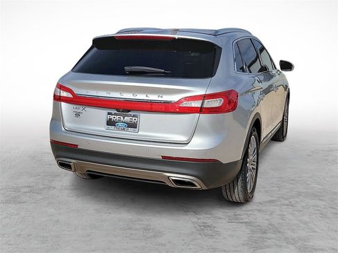 Used 2018 Lincoln MKX Reserve image 10