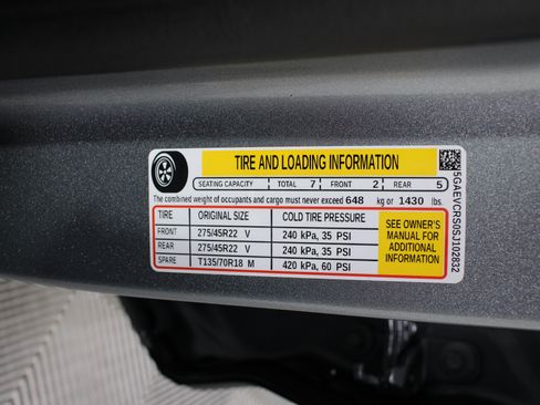 Used 2025 Buick Enclave Avenir AWD/4WD image 40