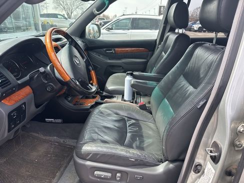 Used 2004 Lexus GX 470 image 6